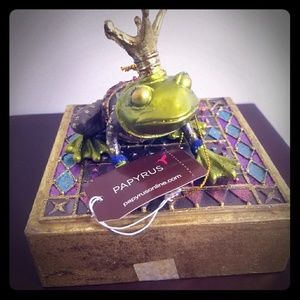 Frog prince Papyrus ornament